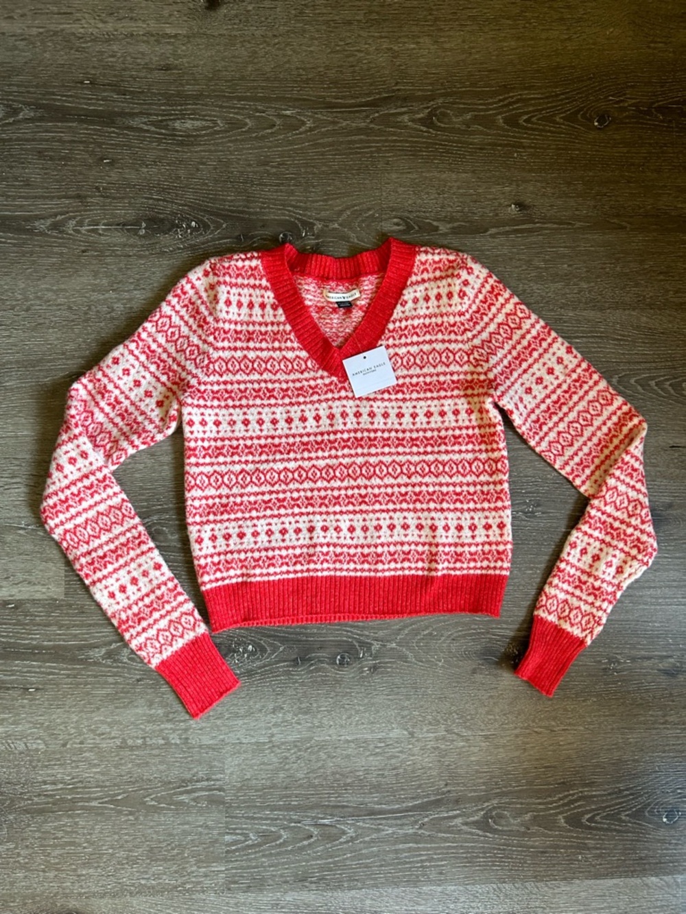 NWT XS American Eagle Cropped Coral V Neck Sweater
